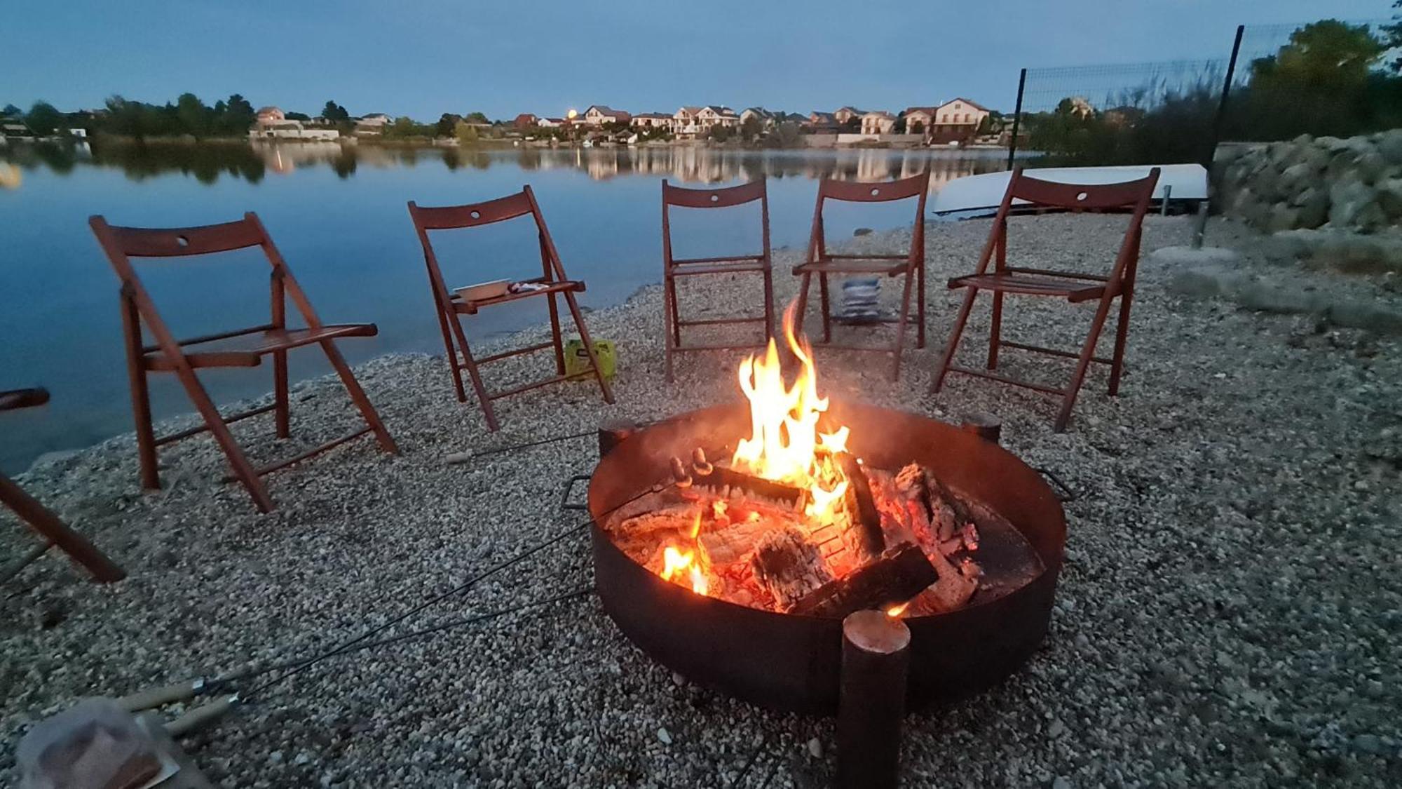 Vila Ferie Dunajska Luzna Exteriör bild